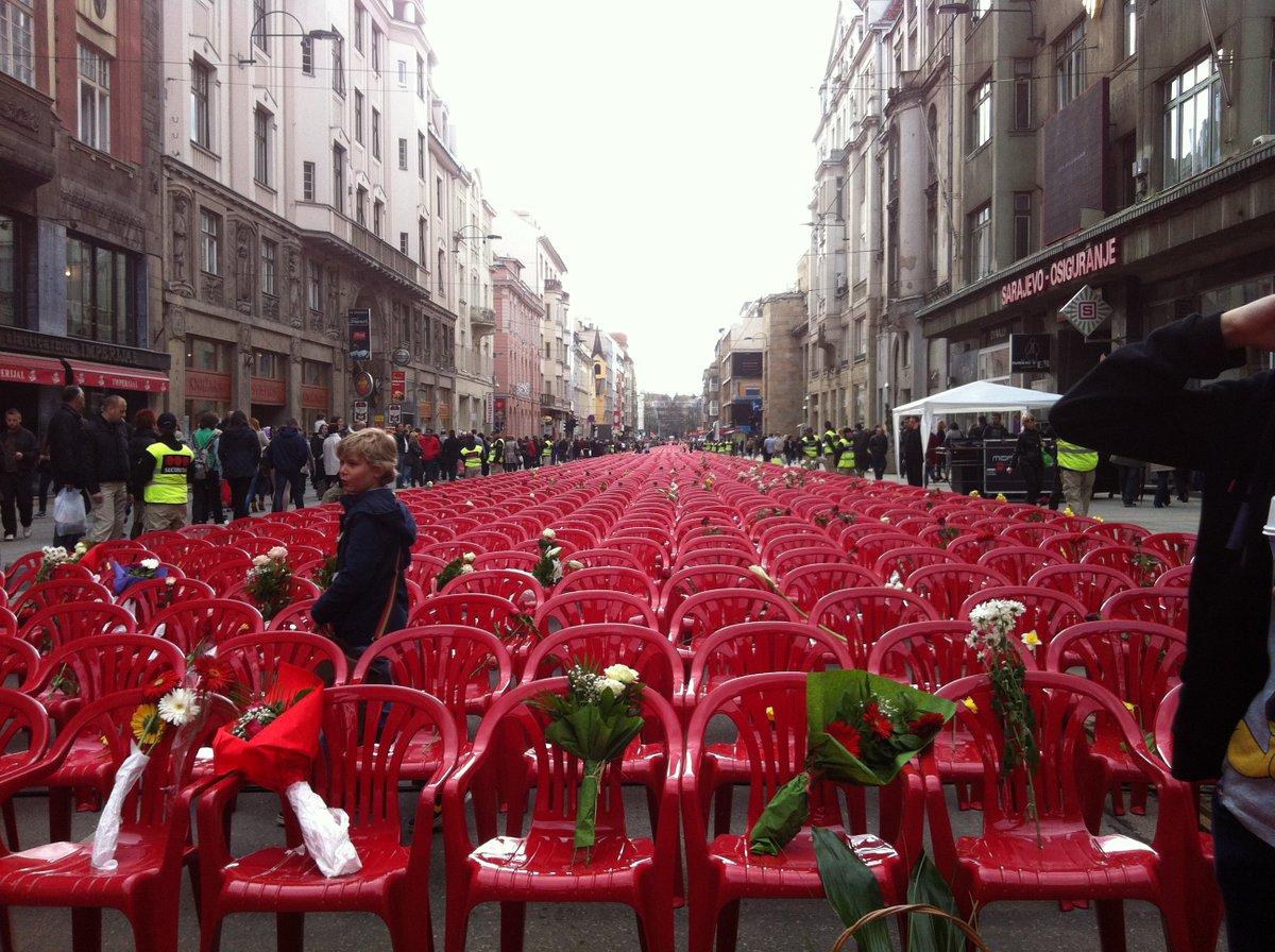 EmmaDaly tweet media