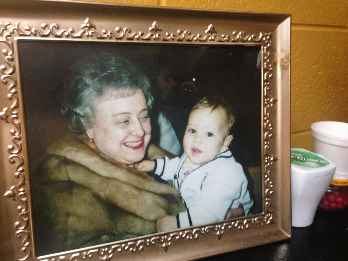 G2Gfoods's tweet photo. #TBT - nothing says love like YiaYia.....#GreekToGo #YiaYiaYummies https://t.co/c4Z9yGoDZe