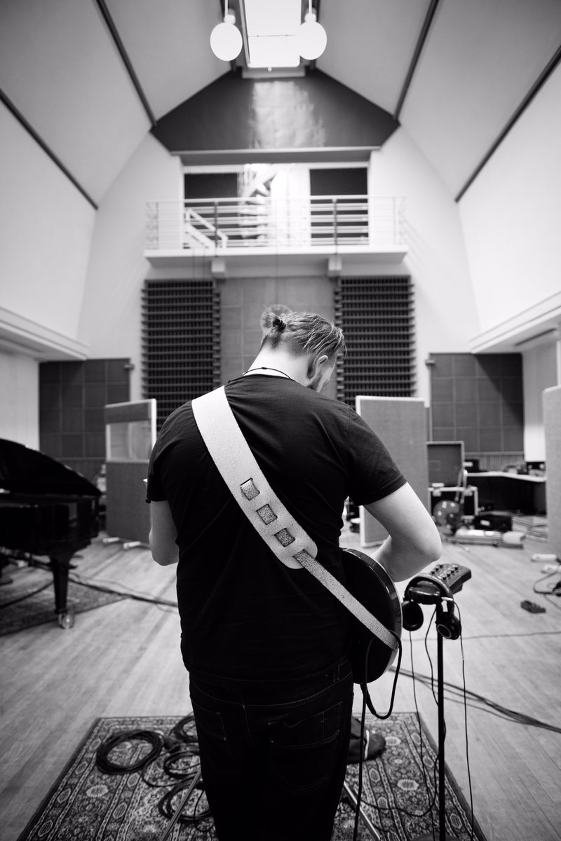 paper_motion's tweet image. Is a #tbt too soon?