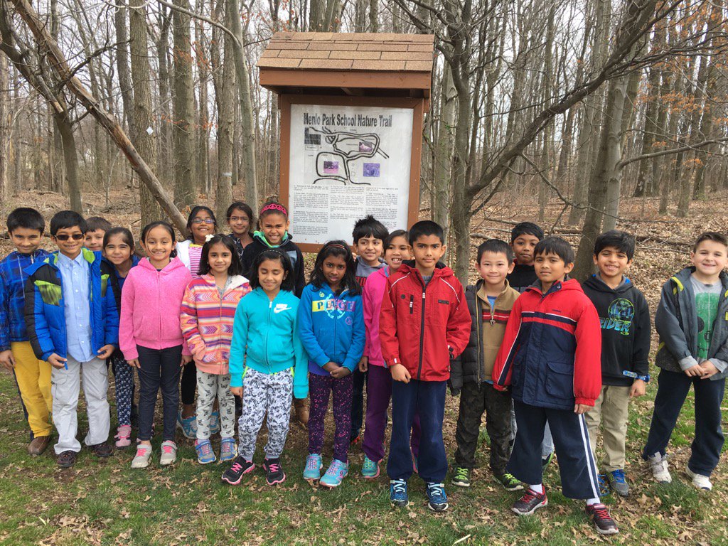 2nd graders learn about nature and history by strolling through Menlo's nature trail <a href="/MenloParkSchool/">MenloPark ES</a> <a href="/FDAronzo/">Felicia D'Aronzo</a>