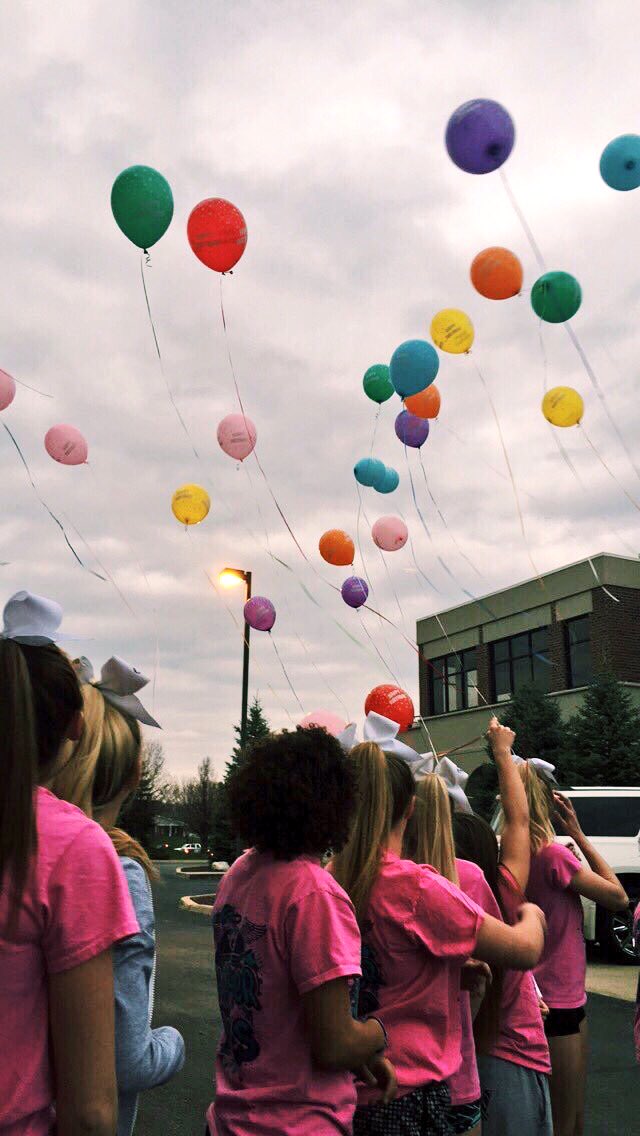 alex_agag's tweet photo. happy sweet 16 beautiful angel, hope you got our balloons. I love and miss you more everyday!🎈💗 #remembercortnee https://t.co/SNUb7mDli8