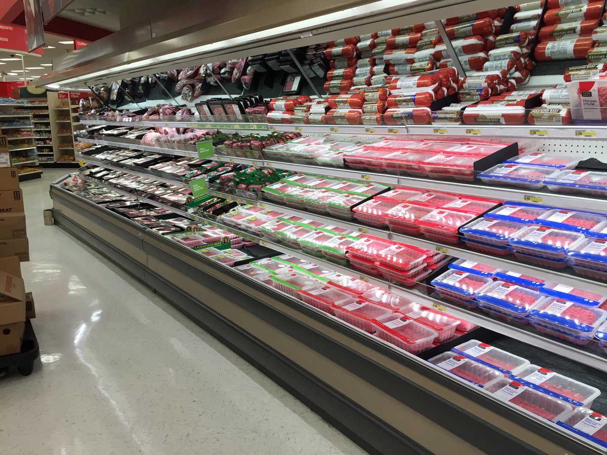 JessicaM_Target's tweet image. Great fresh meat instocks getting ready for Easter weekend #2335 #KillingItFillingIt @Maurice_Jones_1