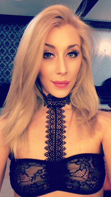 #model #selfie #glamour #follow #rt https://t.co/5dp3LiEbKB<a href="/tag/model"class="tags">#model</a><a href="/tag/selfie"class="tags">#selfie</a><a href="/tag/glamour"class="tags">#glamour</a><a href="/tag/follow"class="tags">#follow</a><a href="/tag/rt"class="tags">#rt</a>