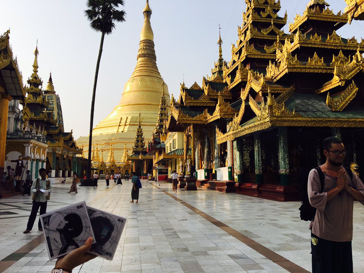 chsevenchill7's tweet photo. [Myanmar] #travelwithluhan #Lu_at_ShweDagon_Myanmar Luhan Birthday project from myanmar..plz RT....@luking0420 https://t.co/pDybqV4QCI