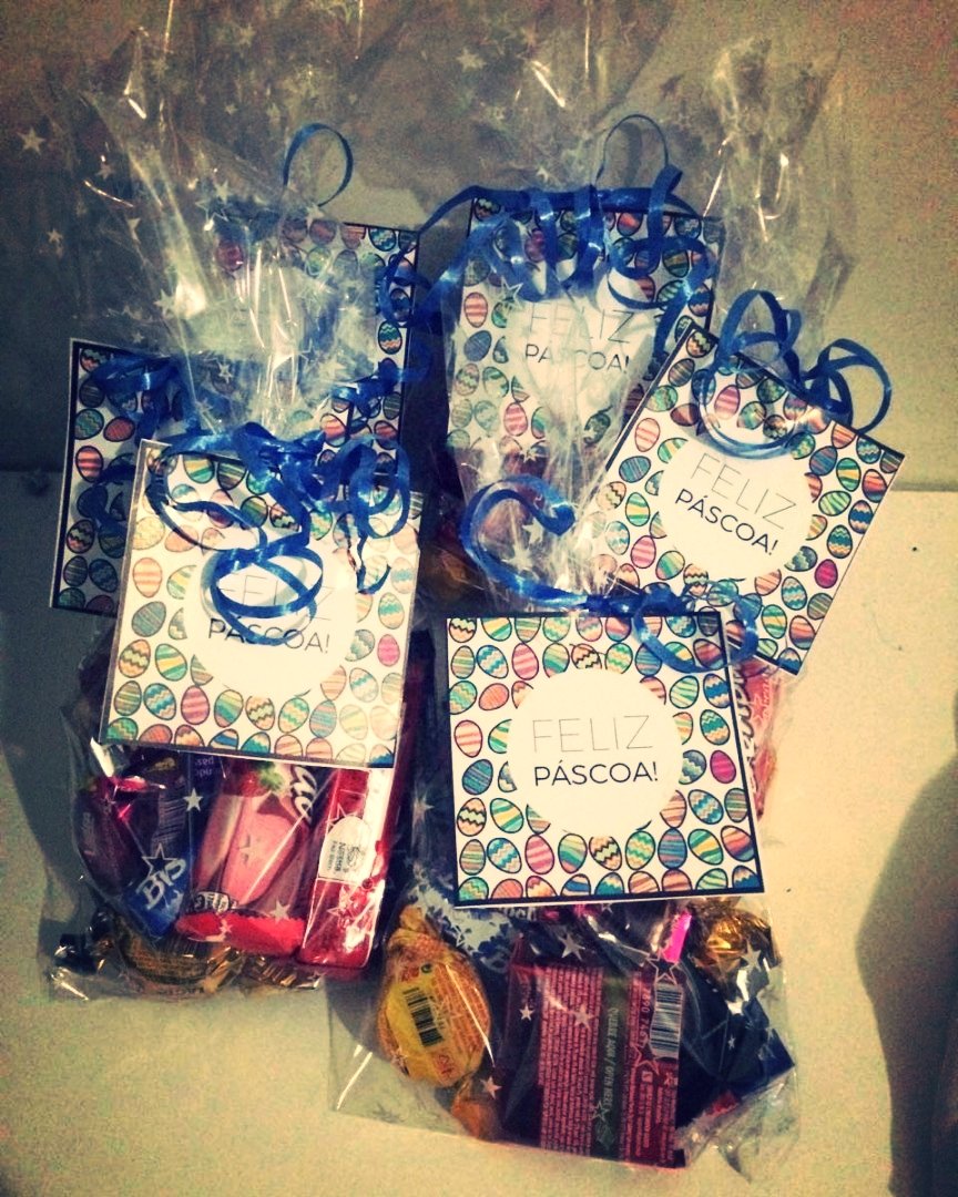 unsoftware's tweet image. O coelho da #páscoa já passou por aq e entregou essas gostosuras para o nosso time🍫🍬 #FelizPascoa #UniversalSoftware
