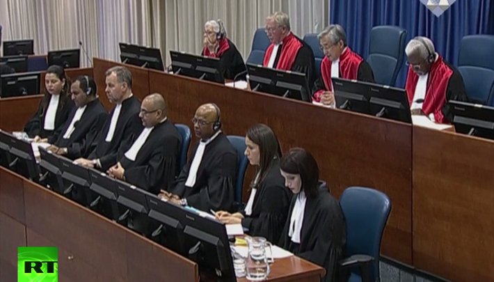 RT_com's tweet photo. LIVE: Yugoslavia tribunal delivers Radovan #Karadzic #verdict https://t.co/YJnpXXPPtk https://t.co/M9BcUrLPEs
