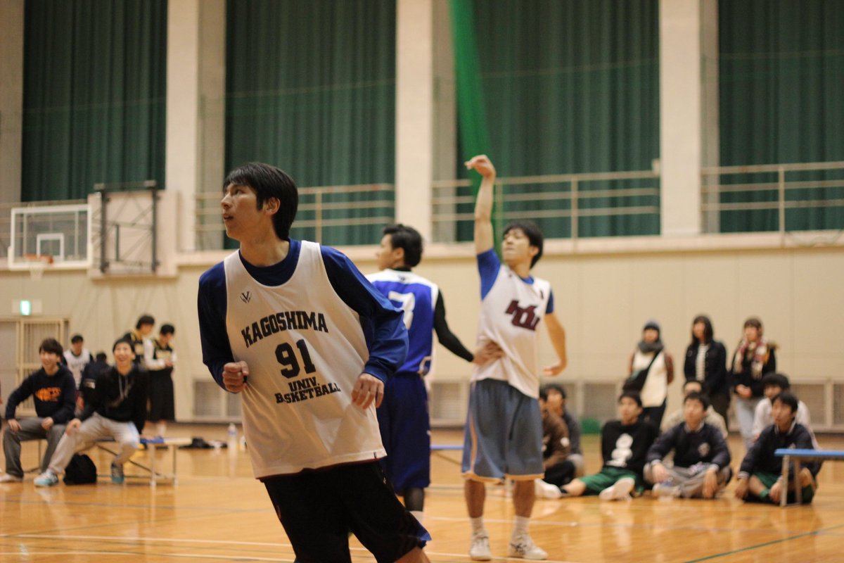 KagshimaCB's tweet photo. Kagoshima College Ball　#3 KYOYAことYOSSY...あげてます!!! https://t.co/ggRtDXrpgZ