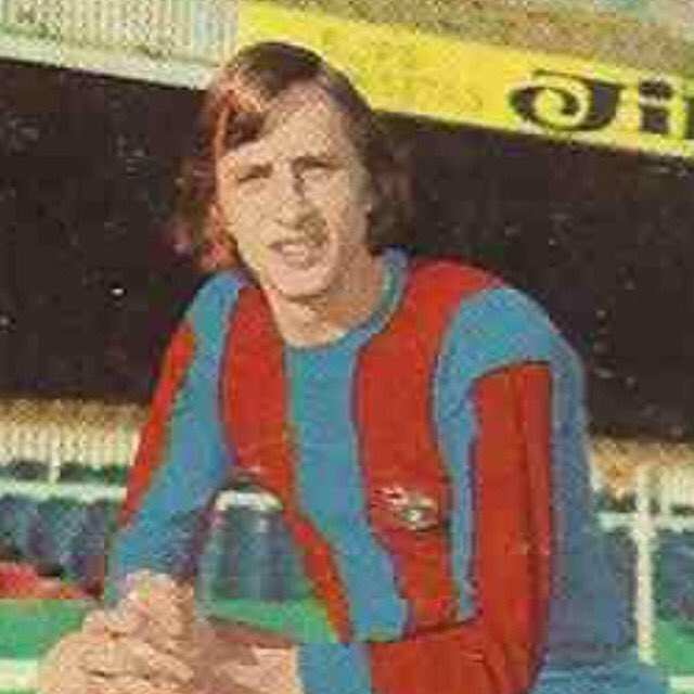 xewing's tweet photo. Et recordarem  sempre , mestre Johan 🔴🔵 https://t.co/Jh3ZSwI8Om