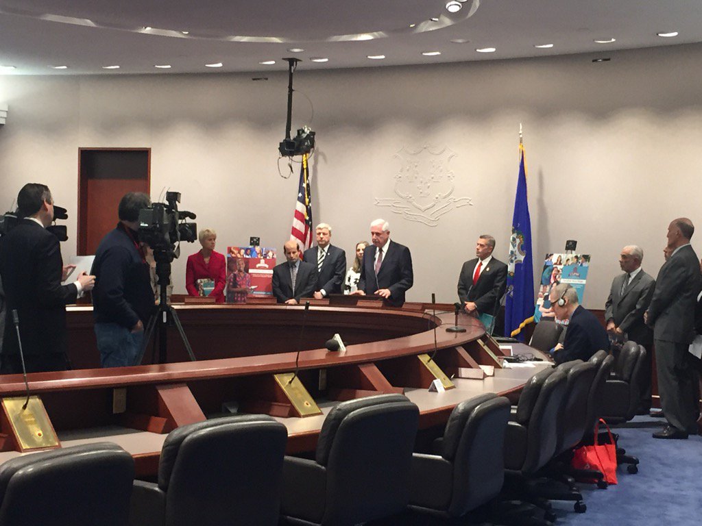 imajassoc's tweet image. Beginning a press conference about great things happening in CT schools #NextEd