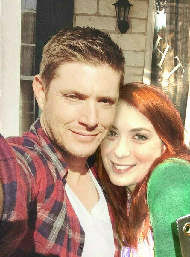 Shout out to my Home Girl <a href="/CBradburyYall/">Charlie Bradbury</a>! {Wrinkling his nose.} I shouldn't talk like that, no... Doesn't fit me.