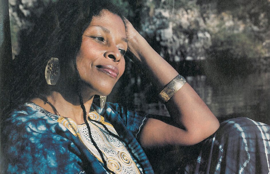 TheSource's tweet photo. NJ Governor Chris Christie Demands Assata Shakur Be Extradited From Cuba https://t.co/Wn4osAH8Z2 https://t.co/Pf213BloFz