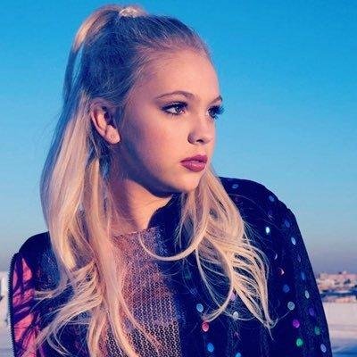 jjjale24's tweet photo. #jordyn jones https://t.co/FFMvSCrcfD