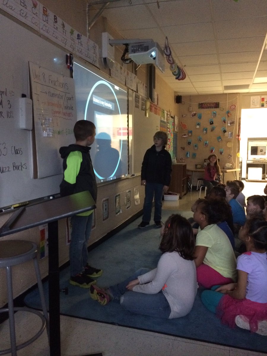 MrsHaleySchafer's tweet image. Sharing our hard work with 2nd grade. #planetresearch #technology #fpslearn
