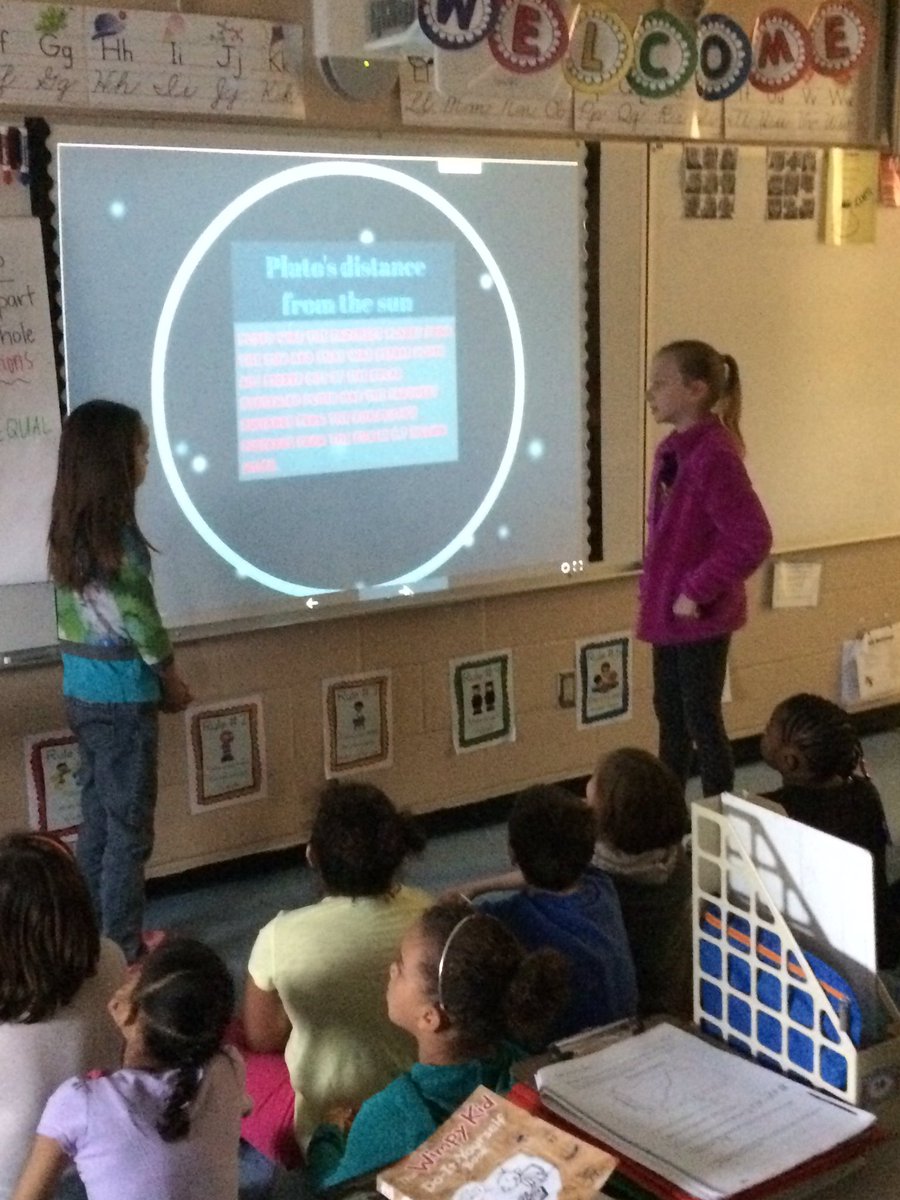 MrsHaleySchafer's tweet image. Sharing our hard work with 2nd grade. #planetresearch #technology #fpslearn