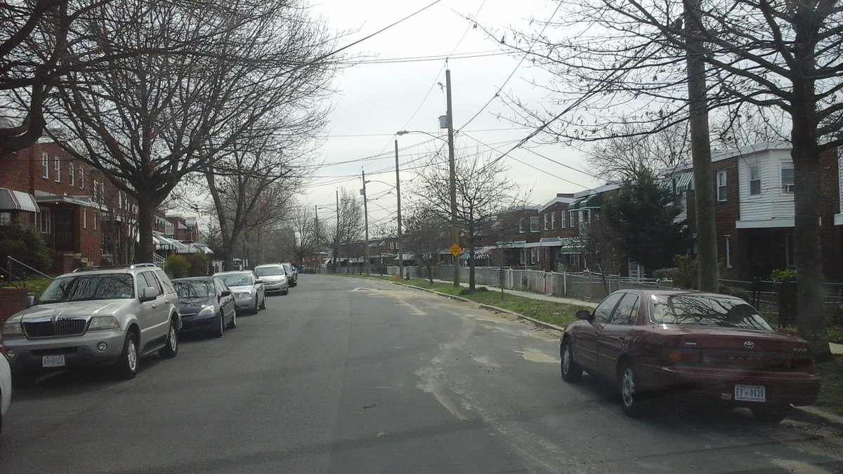 terryredskinfan's tweet photo. Street and Cleaning. @jeffreyhansp  @SWMAPRIDE  @DCDPW https://t.co/iNvNhZwj4X