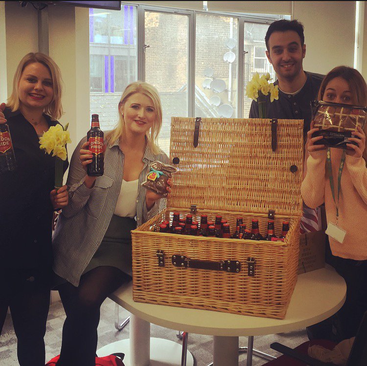 hostelworld's tweet photo. #EasterWeekend treats from @London_Pride Thanks guys! #DropOfPride 🍻🐣🍻 https://t.co/UPFtiWo8yv