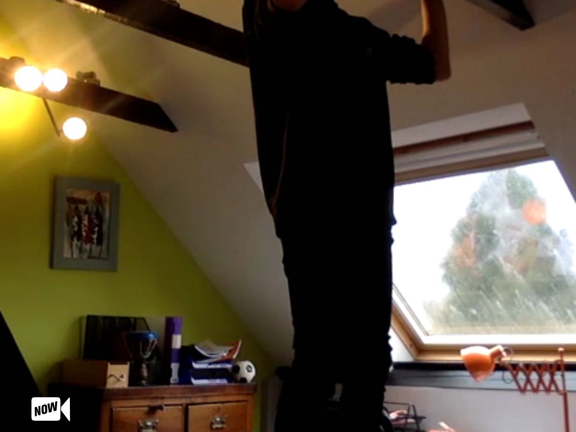 ArtistsList's tweet photo. 🔴 LIVE @maxbrown410 on #YouNow - https://t.co/40KODypwpA https://t.co/kj81Y9RkLq