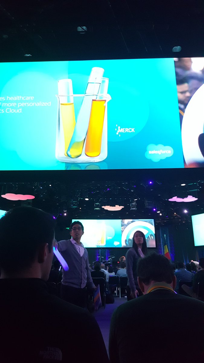 shankshank's tweet photo. #SalesforceTour ah https://t.co/dzMOVj2uEm