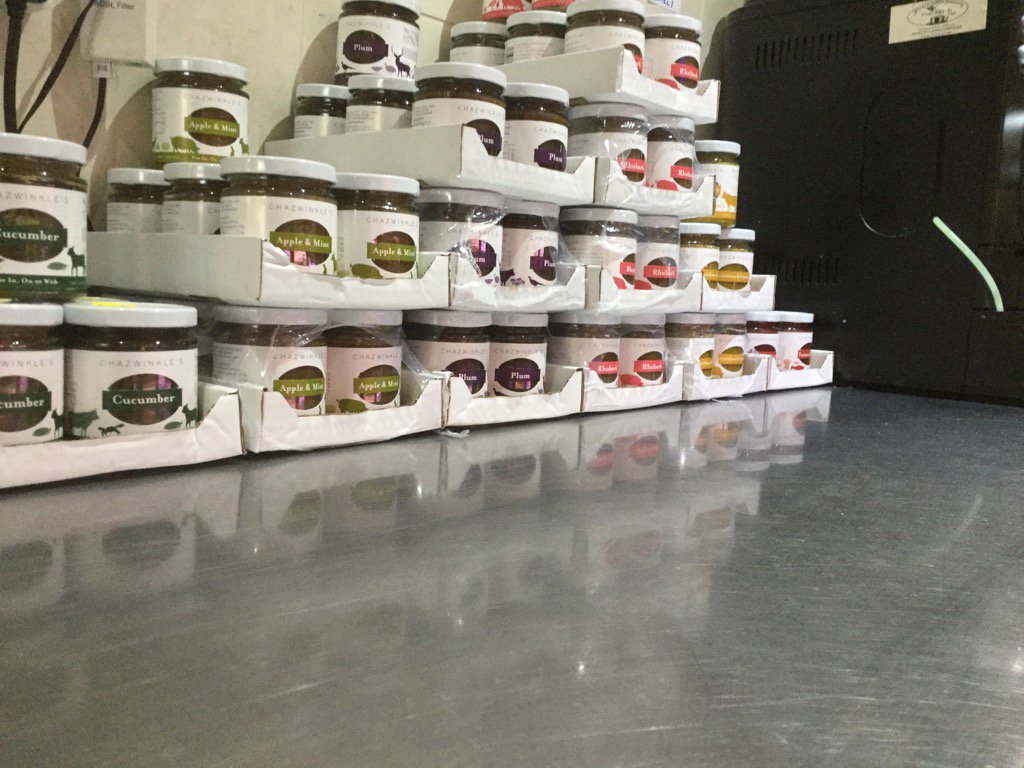 Trendallsltd's tweet photo. #Specialoffer!.. Free jar of @chazwinkles fantastic chutney, when you spend £15 or more this weekend !! https://t.co/AhNKz8tU45