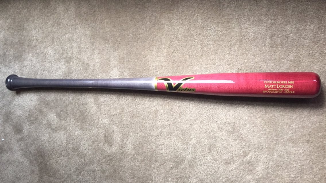 mattlorden's tweet image. @FansAuthentic @RedSox @mookiebetts @NEPicture_com would love to get my @VictusSports bat signed by #Betts