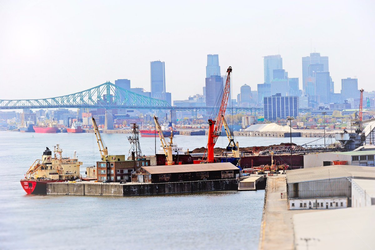 PortMTL's tweet photo. #PortMTL, an economic engine at the heart 💗 of the community. #Shipping #Mtl #stlawrenceriver #logistec #Fednav https://t.co/VKUm4K1aqM