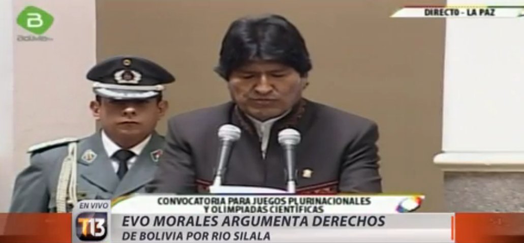 T13's tweet photo. 📱 AHORA EN VIVO | Morales: "Chile debe reconocer su deuda por el uso de nuestras aguas"» https://t.co/ilEdtdCe9O https://t.co/fhhhbgxo2x