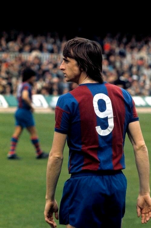 Ms_Golightly's tweet photo. #Cruyff #TheFlyingDutchman https://t.co/qwyjPai9jX