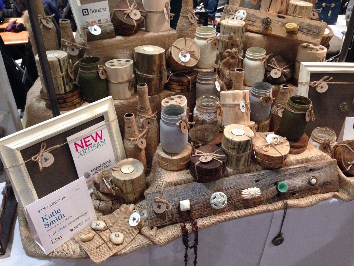 amandafederchuk's tweet photo. Gorgeous home decor from @shop_the_frog at #OOAKS16! Visit the Etsy section, Enercare Centre https://t.co/MTyFpoHkuB