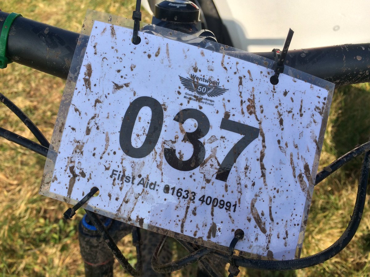 DigIn4Velindre's tweet photo. Me in action lol @GFoxwell_Co @SkeneCycles @DesignerPrint https://t.co/f1Mr7TDJq6 #7000kmtimetrial please donate x https://t.co/rco1QPkQRU