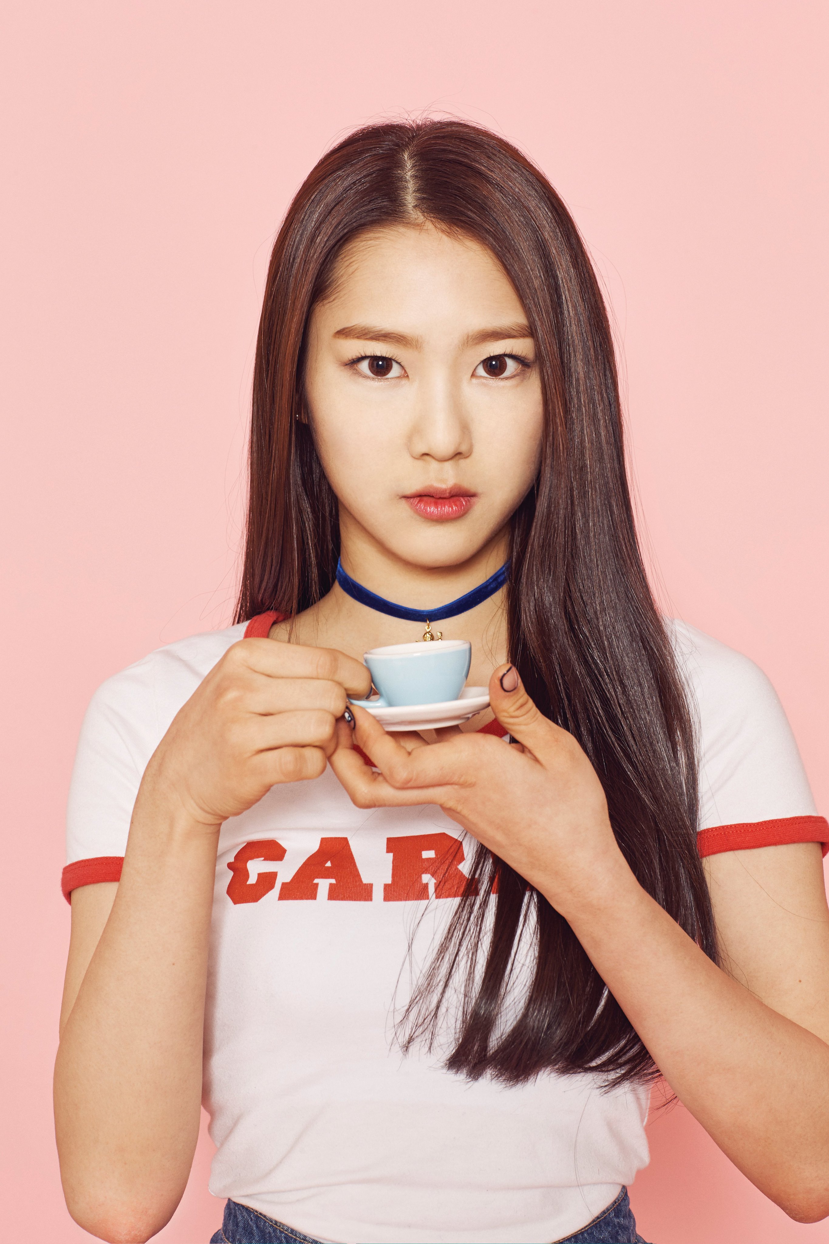 魅力的な価格 OHMYGIRL_official on X:  アイドル
