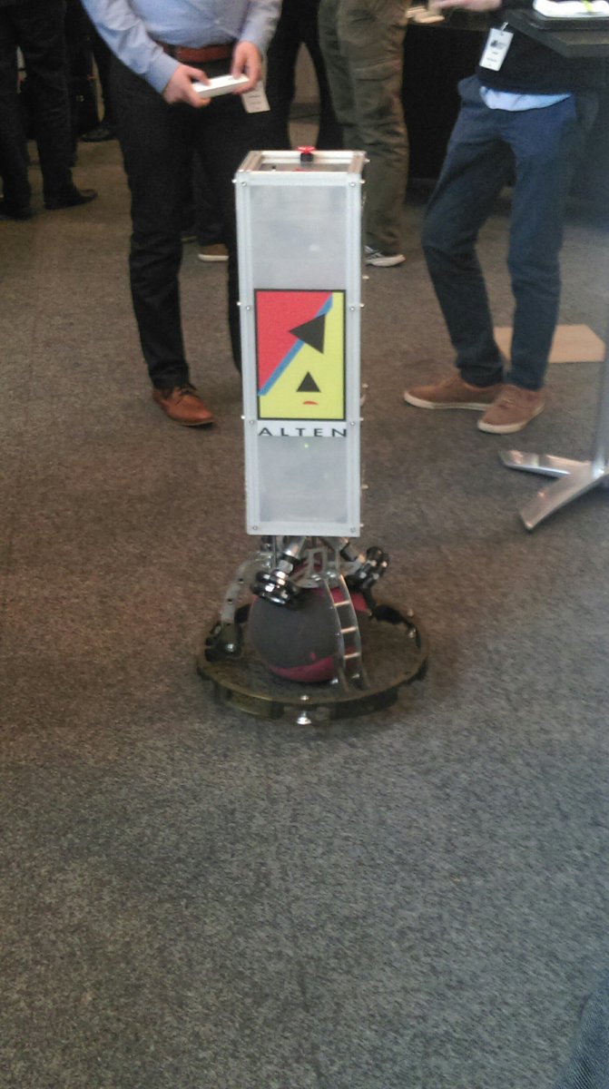 Alexander_Pil's tweet photo. De 'segway' van @Altenmecha #hts16 https://t.co/1G3XO3qv7G