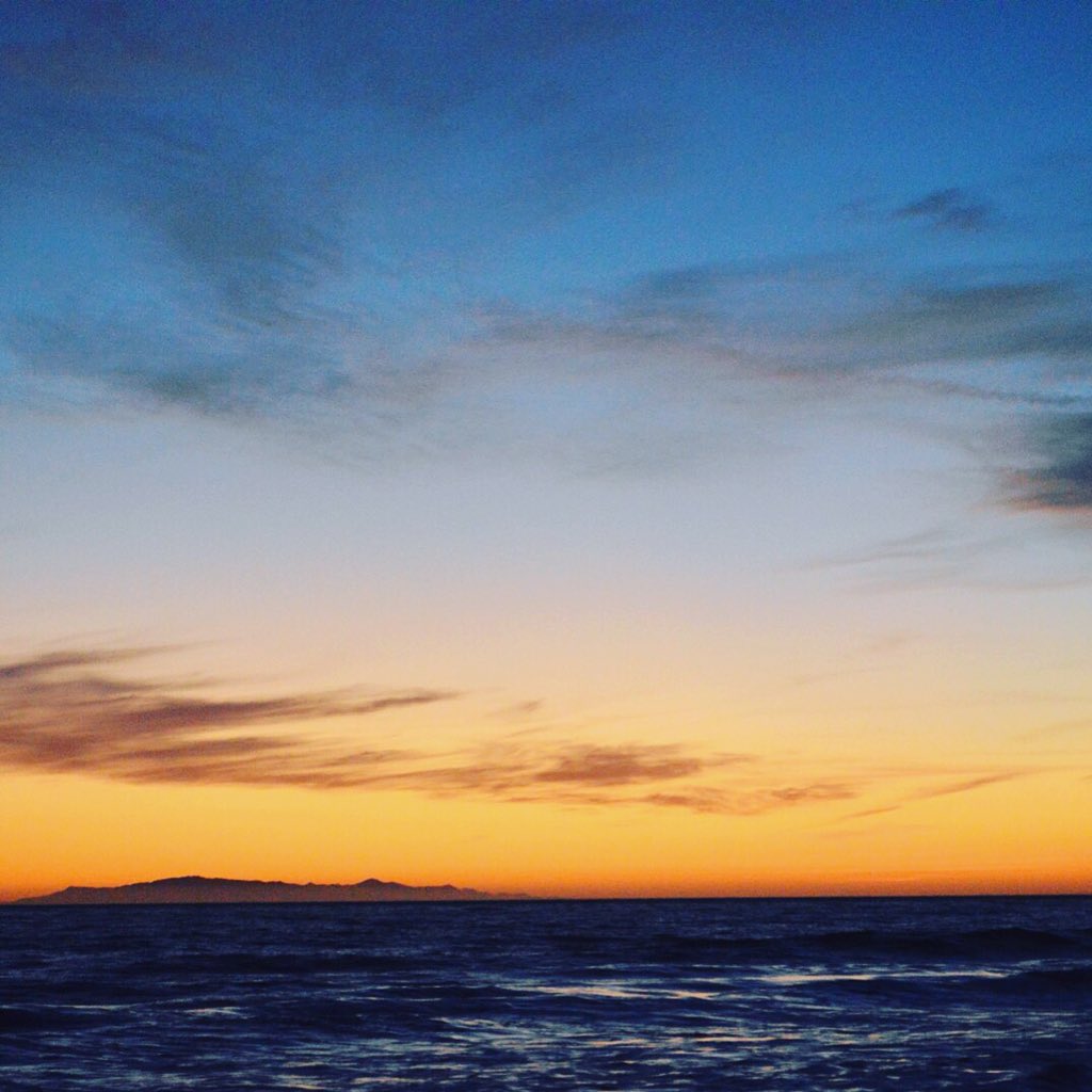juanitodj805's tweet photo. #yesterdaysunset https://t.co/aW8Z8qQjDh
