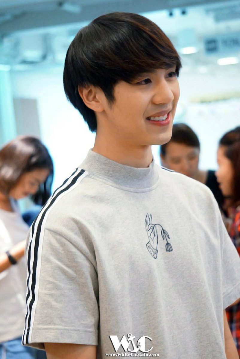 WhiteCaptainCOM's tweet photo. [HQ] 160324 @n_whitewo at GMM Grammy - หล่อ ละมุน คุณชายพะไวท์ คึคึคึ
#whitewo #uprinceseries https://t.co/HjvKwliX4k