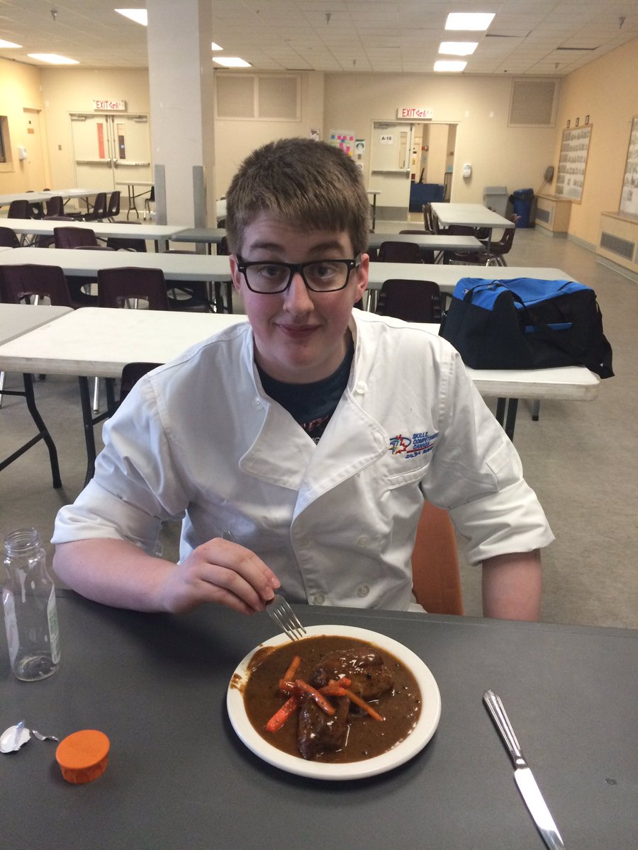 SkillsNunavut's tweet photo. Preparing for Territorial Skills Competition is delicious! #MySkillsMadeThis #Cooking2016 #Nunavut https://t.co/PFvmLvmWVz