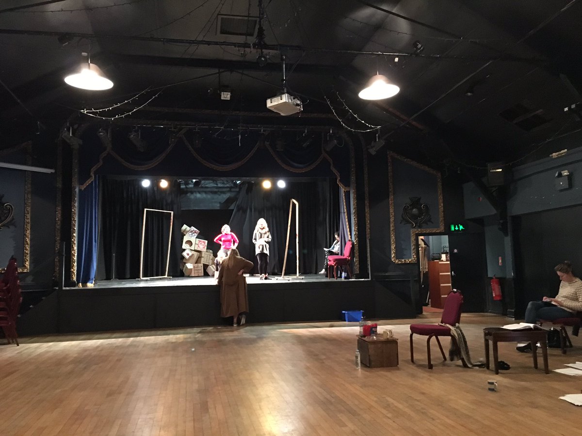 Just an hour and a half until our free #ALittlePrincess showing <a href="/marinetheatre/">Marine Theatre Lyme Regis</a> ... See you there!