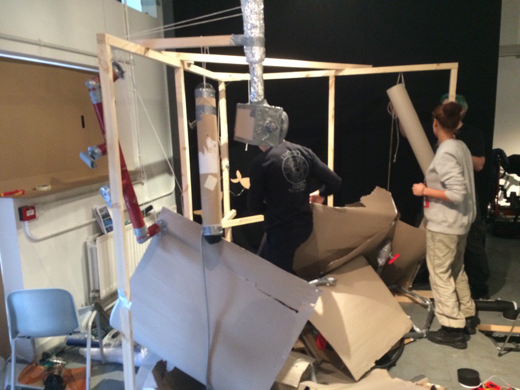 IntDesArts's tweet photo. Noooooo!!!! Why does it have to end?
#joyofsets https://t.co/P8OgxMfg1B