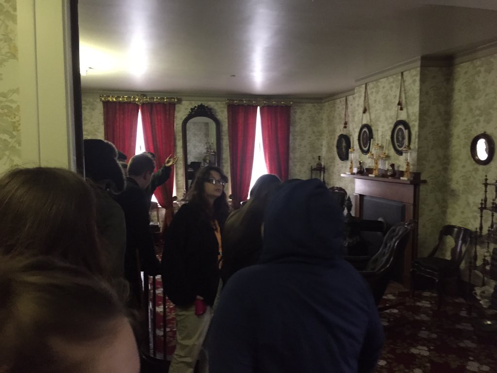 bkuensterfjhspe's tweet image. Kenmore in the 1860s #SPRINGFIELDTRIP 2016!#ridgepride