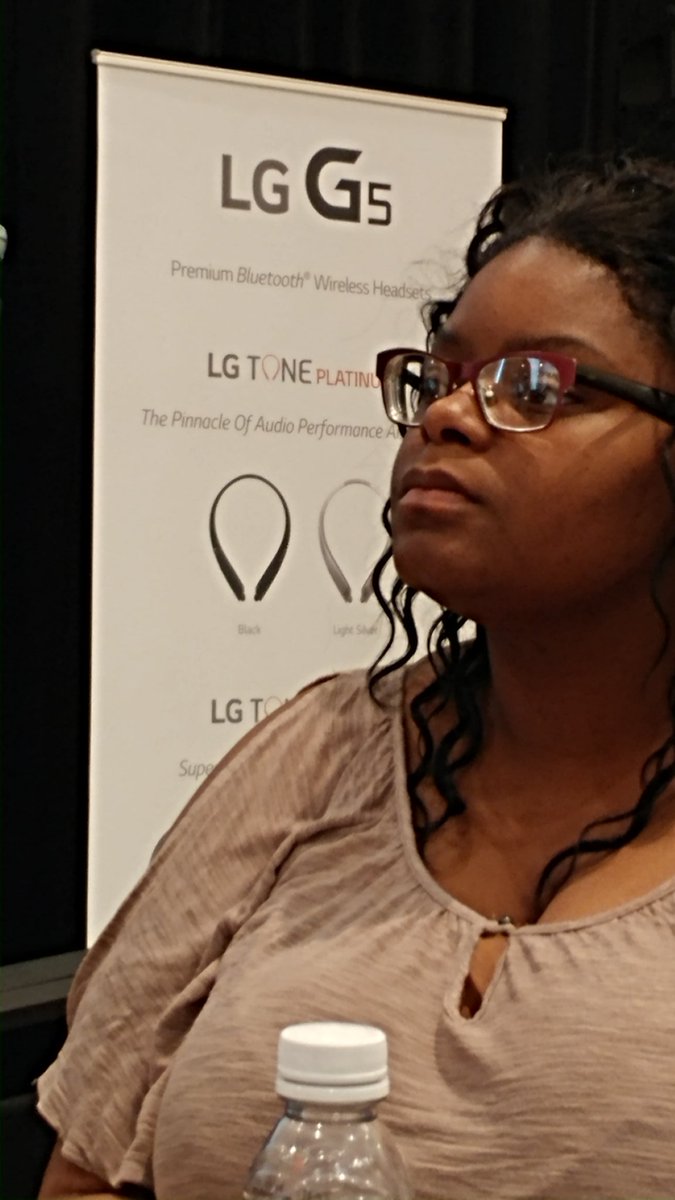 cjcalcon's tweet photo. @1stldyoftx Alexis with some serious concentration!
#LGG5KC https://t.co/yNlSs6hgGz