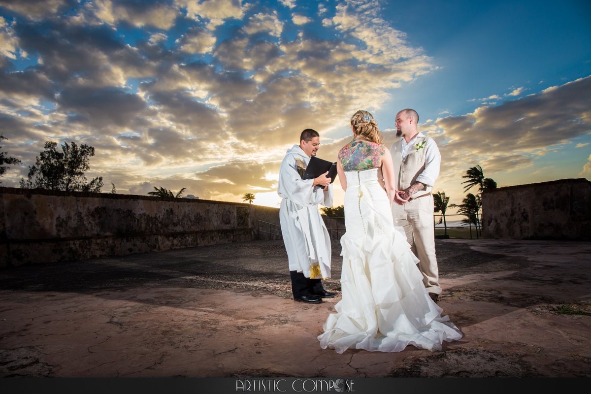 ArtisticCompose's tweet photo. Get married  #paradise @PuertoRicoPUR #puertoricoweddings #weddingphotography #artisticcompose #team #husbandandwife https://t.co/VcstLv6Le8