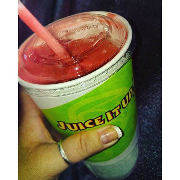 JuiceItUpHQ's tweet photo. Treat yourself to a #StrawberryWaveππ #Smoothie on this #ThirstyThursday! #ridethetide #youdeserveit! #JuiceItUp! ππ https://t.co/SaIPVn77FL