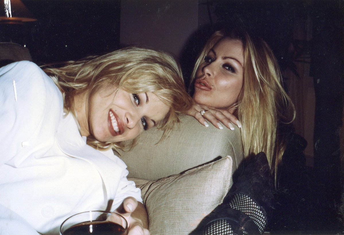 Ex-Wives of Rock tweet media