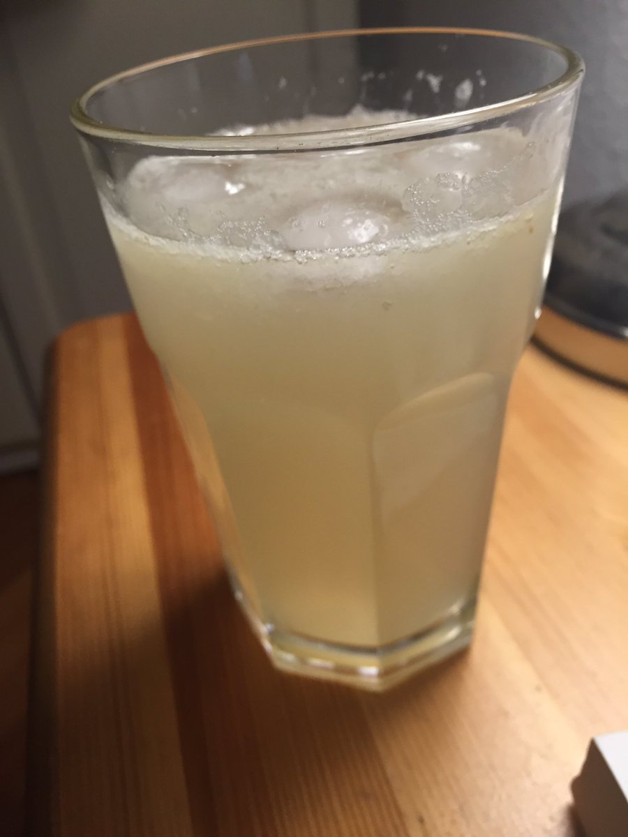 _Gemischtwaren's tweet photo. #Twitterprost @FrauHasenherz #moscowmule https://t.co/qKFNCEC5Am