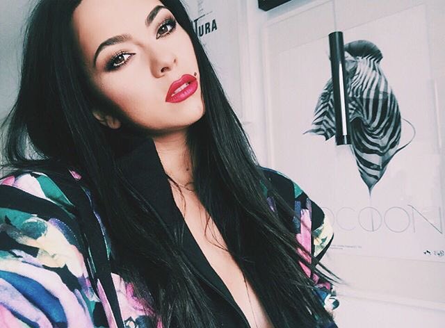 inna_ro tweet picture