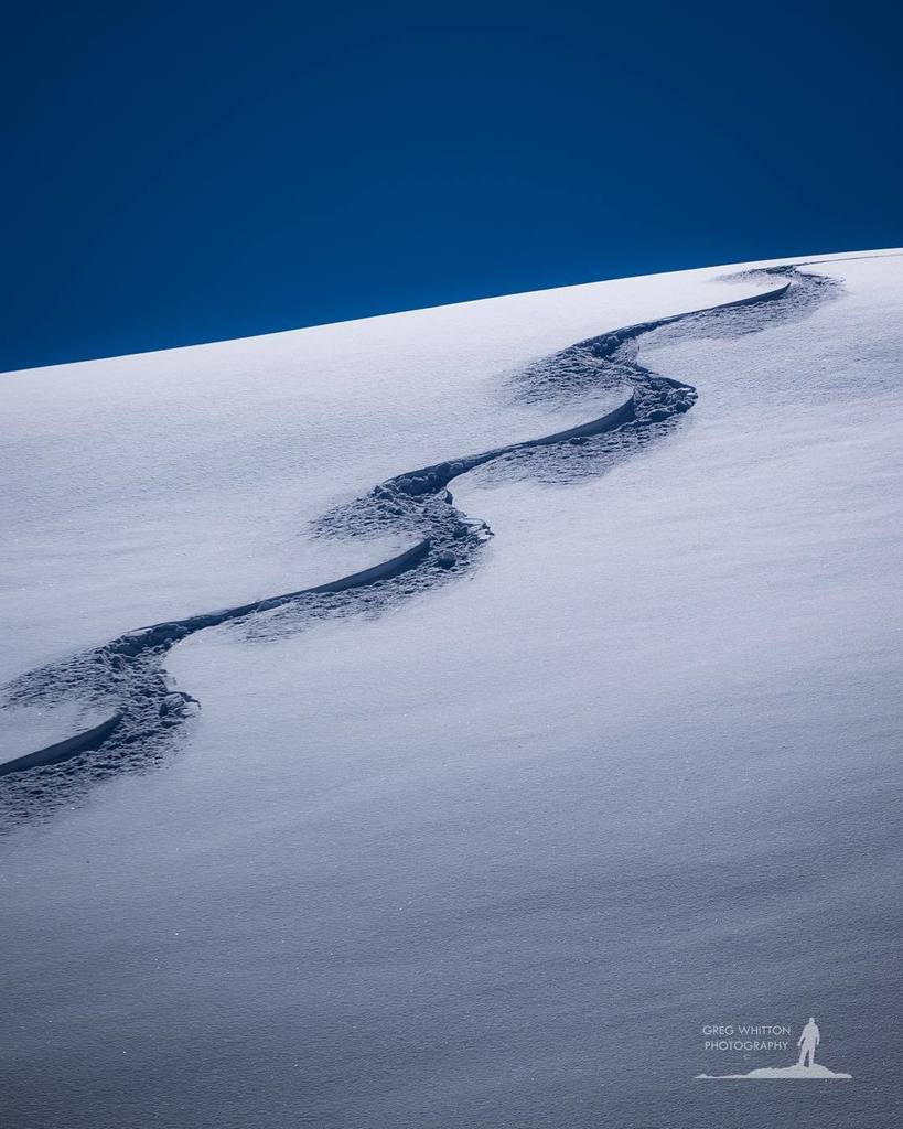 MontagneJadore's tweet photo. 'Freshies' #snow #snowboard #snowboarding #winter #france #3valleys #3vallees #3vallées #valthorens #valthorens2016… https://t.co/cNeZrxYKUn