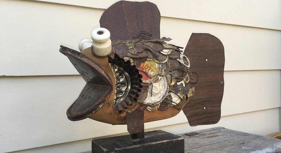 CingoHome's tweet photo. Art under attack. What a #buzzkill. https://t.co/e3ZwEzW7ad @AllgoodPest #carpenterbees https://t.co/HRwwDuwg2O