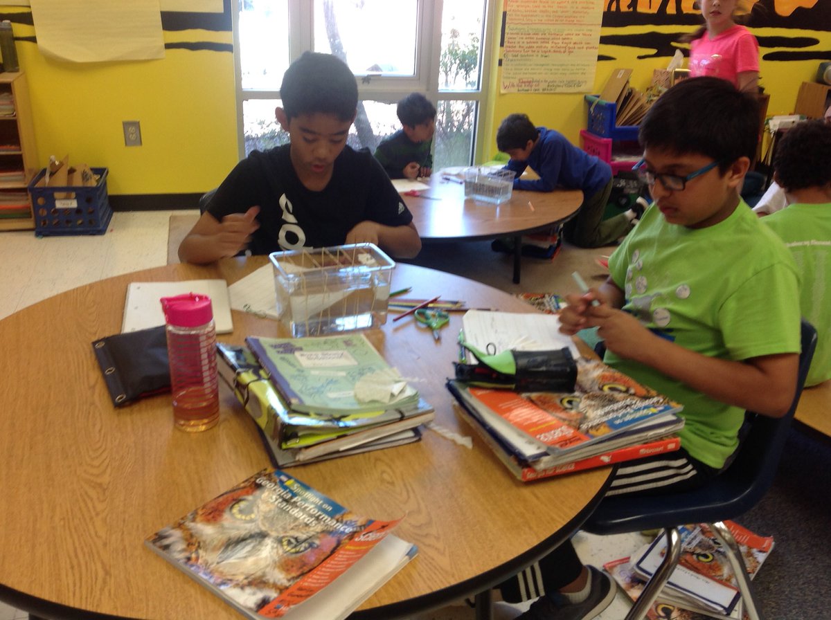 Ss solving a mystery with a little crime lab chemistry.  Love me some chromatography in the classroom! <a href="/ShakeragElem/">Shakerag Elementary</a>