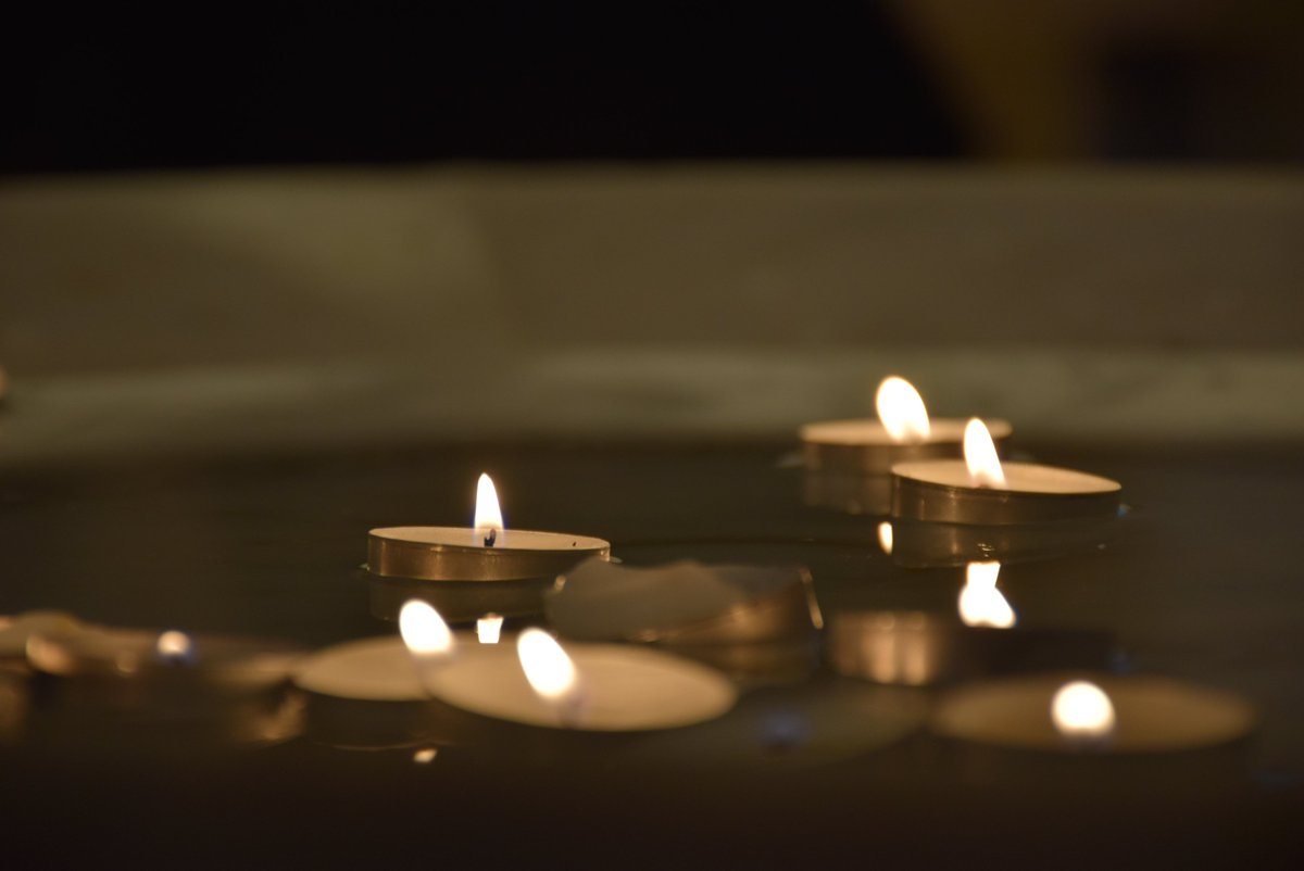 Pic of the Day:17 candles of prayer for the 17 Sustainable Development Goals <a href="/CCUN_NYC/">Church Center UN</a> #EcuWomenCSW #tsacsw #CSW60