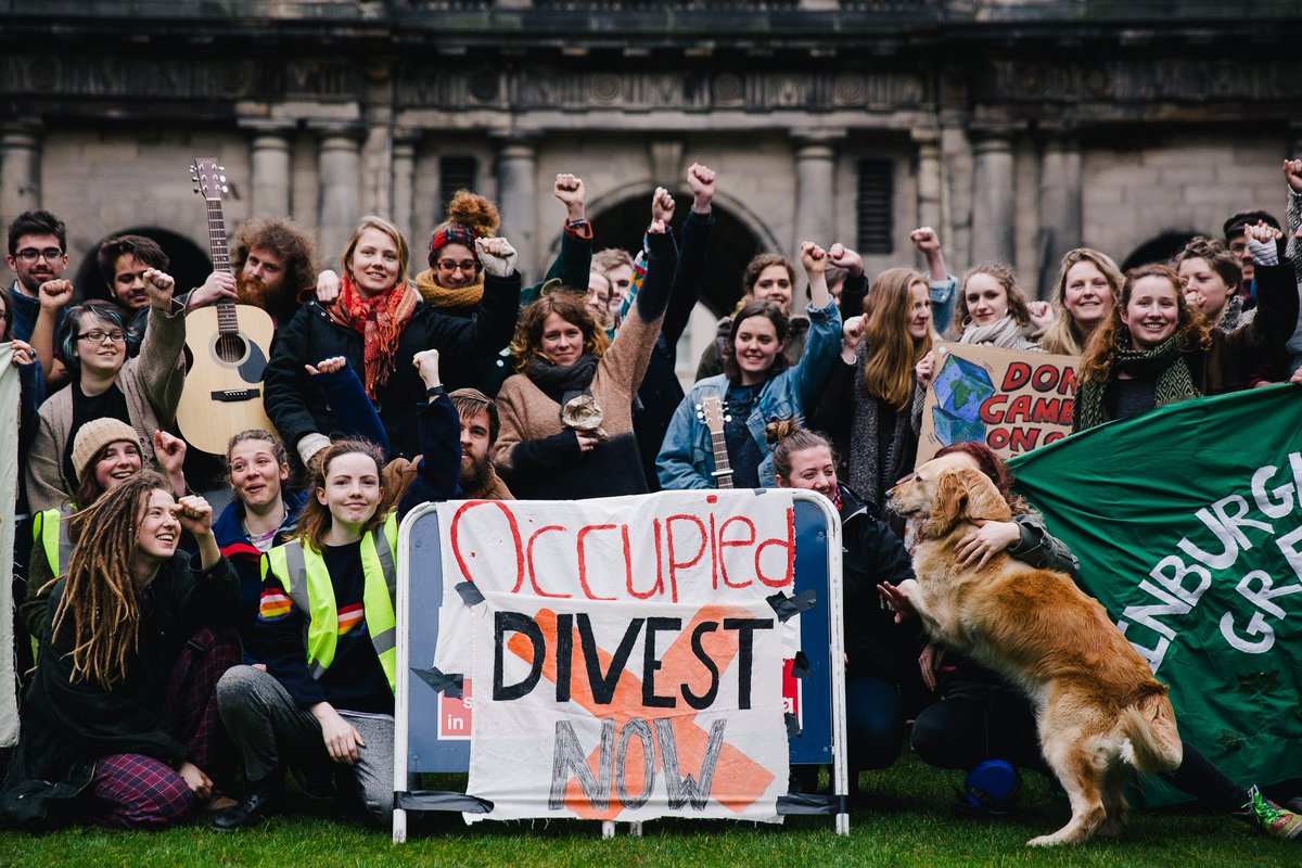 EdUniPandP's tweet photo. .@FossilFreeUoW Camping out for .@EdinburghUni to #divesttherested PS hey from Shaan ;) Please RT https://t.co/PNQpxxdhvH