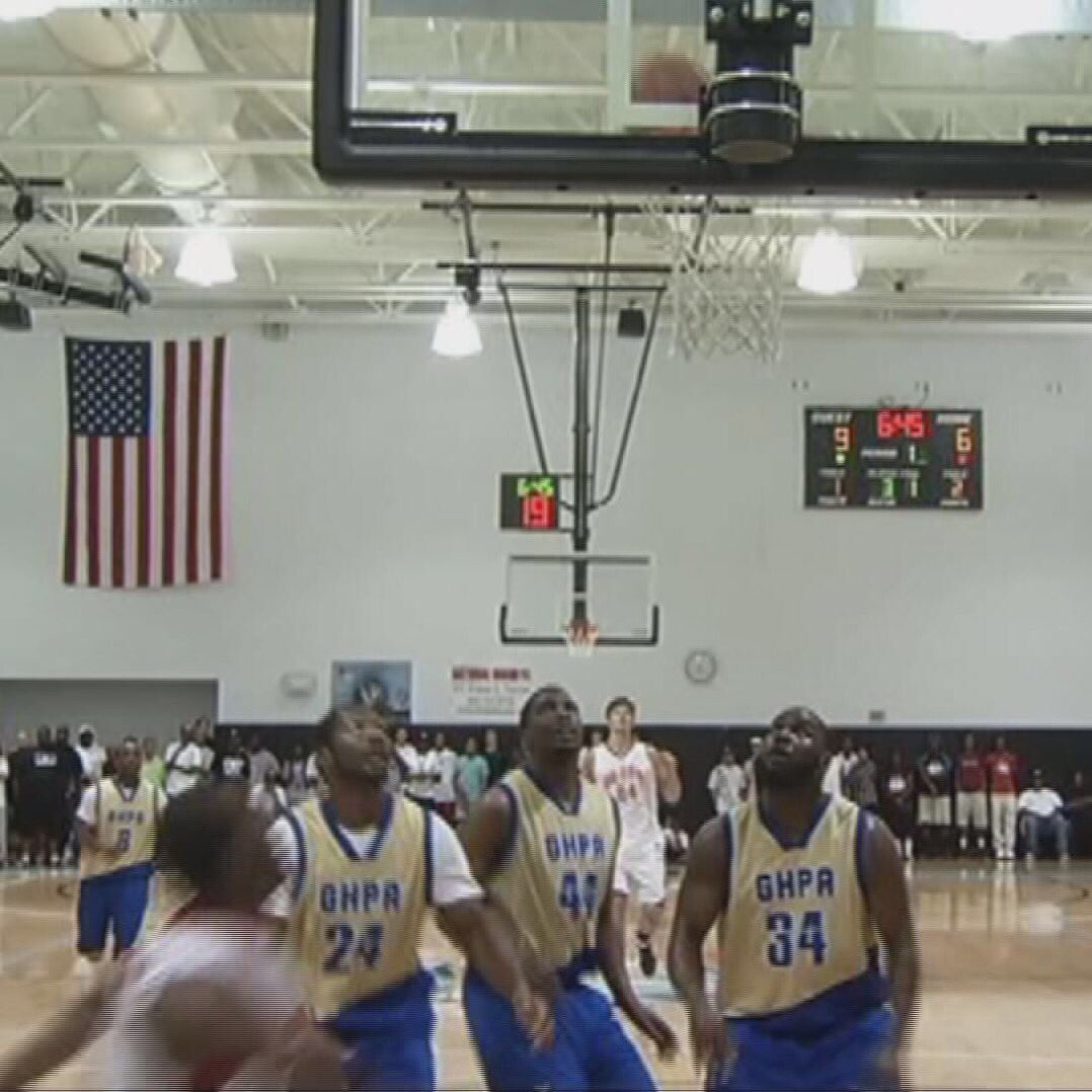 nbCTshooters's tweet photo. Popular #Hartford #hoops program under #auditors microscope @nbcconnecticut #troubleshooters investigate tonite @6 https://t.co/a36dUMf55a