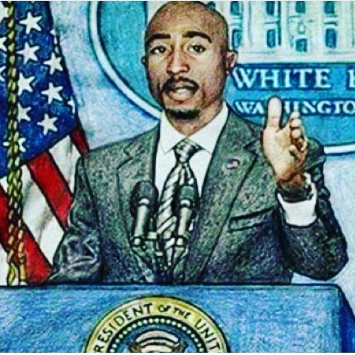 KeshunMuzic's tweet photo. The NewAge #POTUS #TuPac2016 https://t.co/Iz5q1MMTem